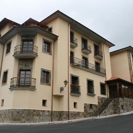 Hotel Valle Las Luiñas Soto de Luiña Exterior foto