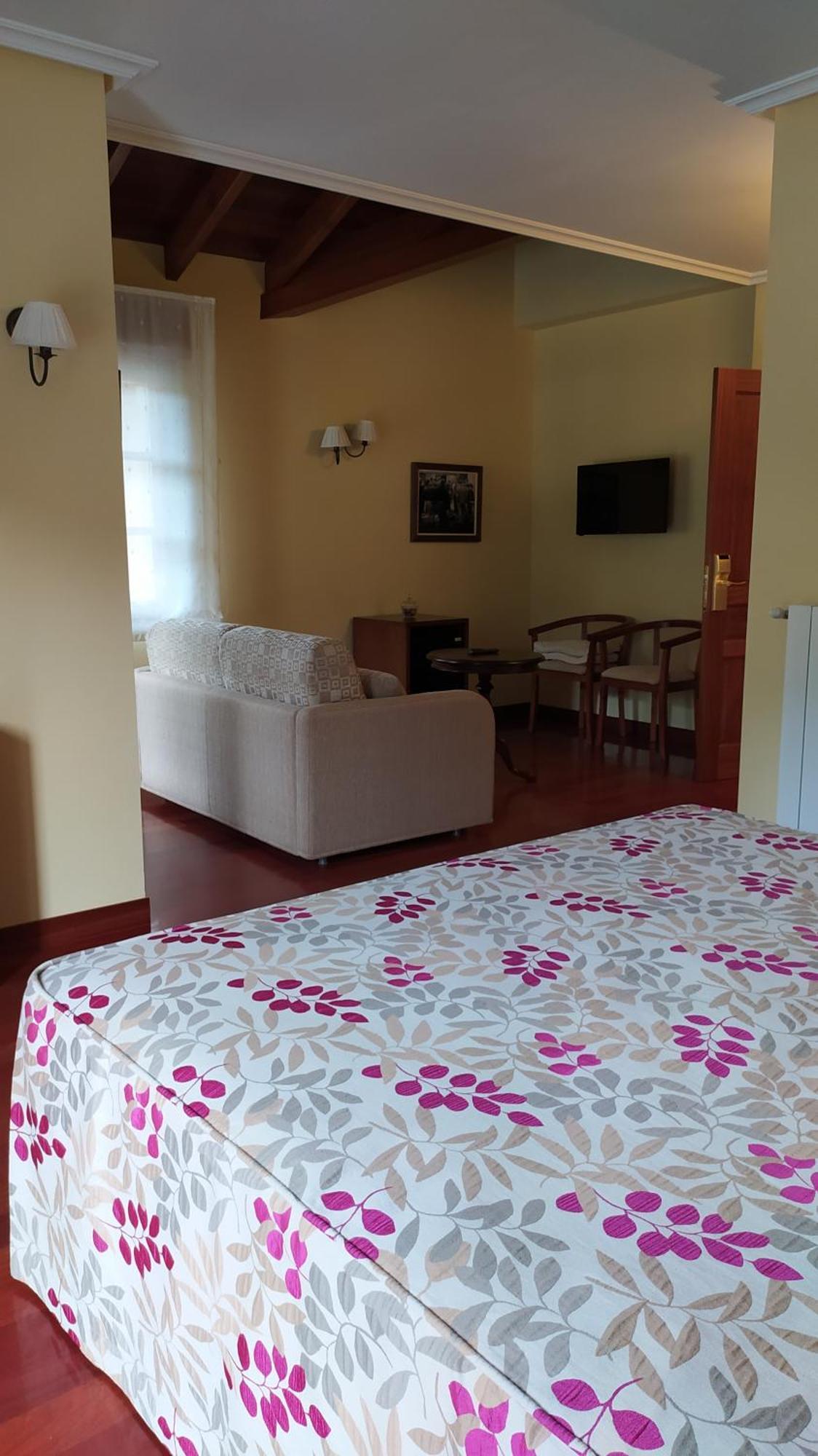 Hotel Valle Las Luiñas Soto de Luiña Habitación foto